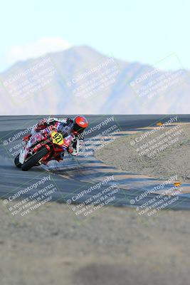 media/Nov-16-2024-CVMA (Sat) [[0e4bb1f32f]]/Race 11-Amateur Supersport Open/